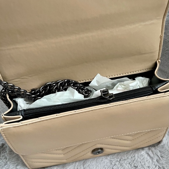 ✨Beige Snake Handbag - Picture 5 of 5